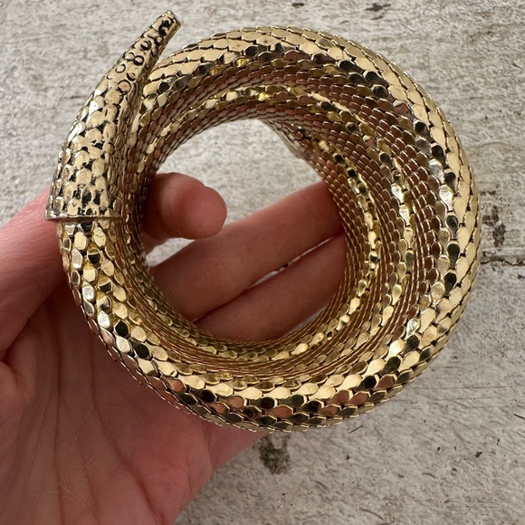 Vintage Whiting And Davis Coiled Mesh Snake Bracelet - Picture 5 of 8